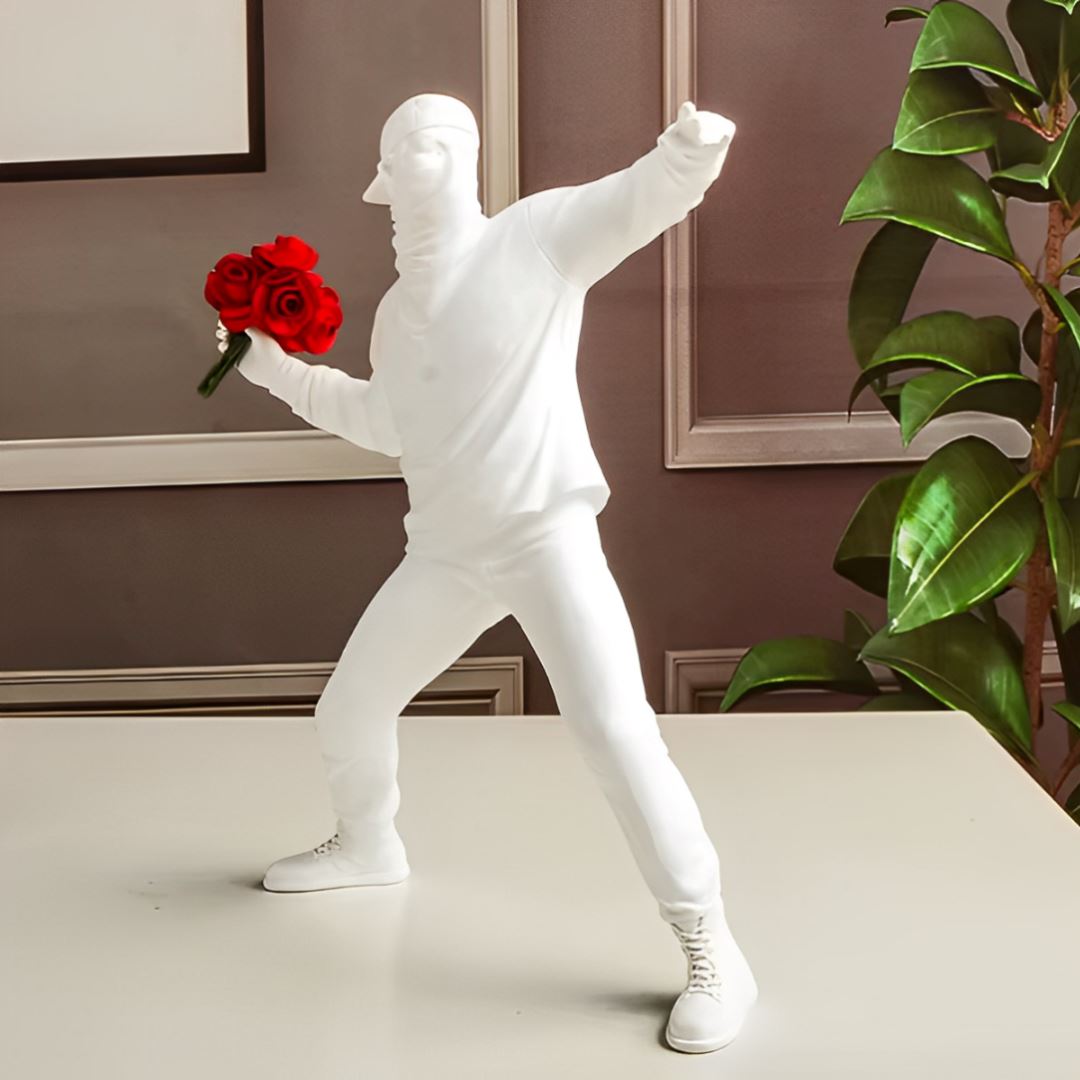 Escultura Criativa Atirador de Flores Resina - 0040 Conceito Branco 
