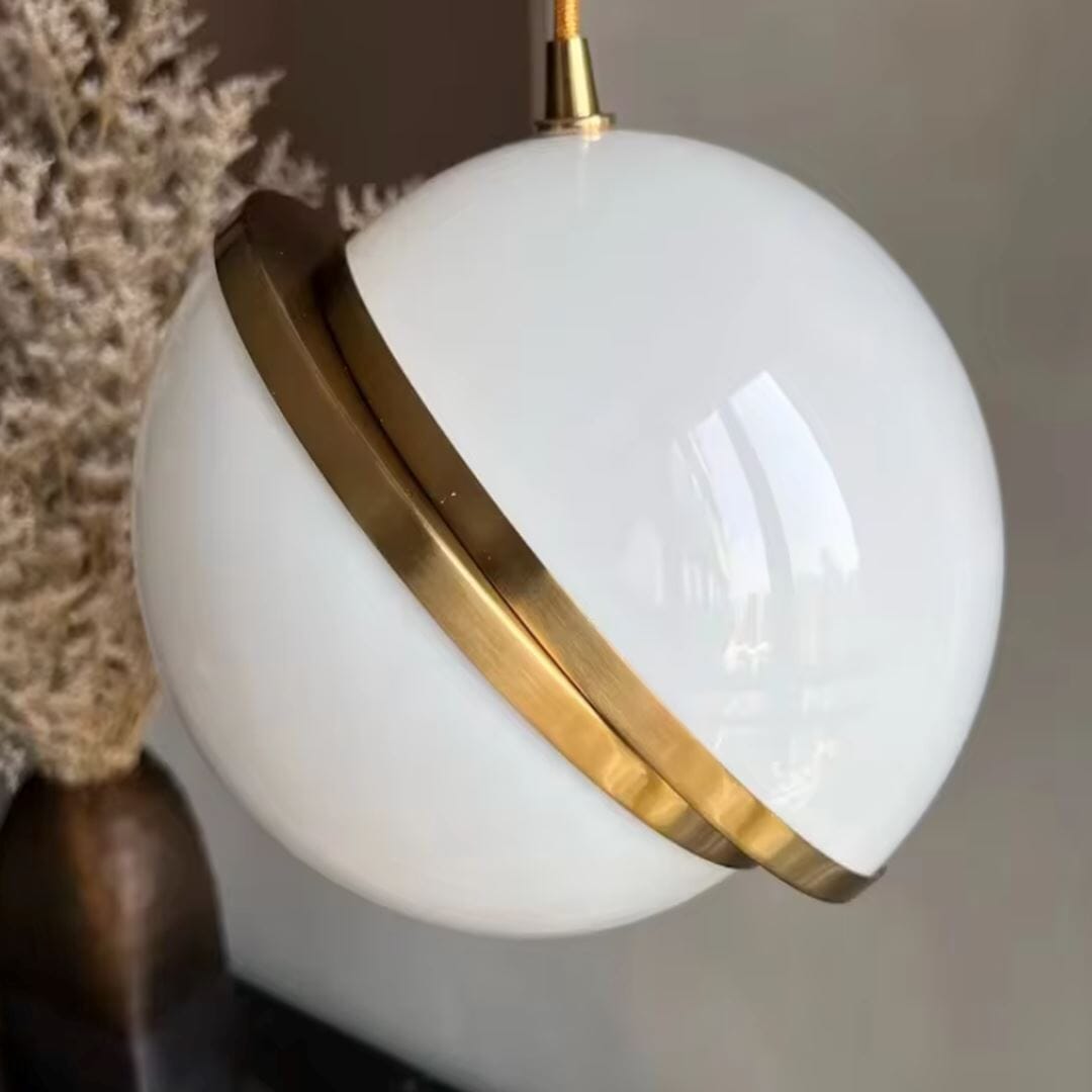 Lustre Pendente Luxuoso Moon Light em LED ### Conceito 